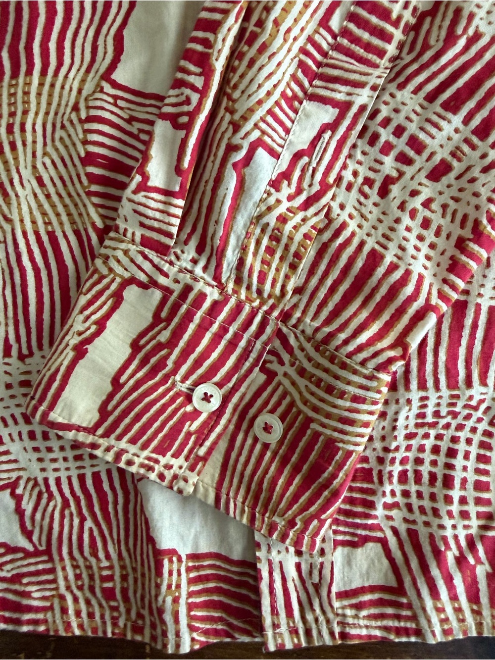 A/X Armani Exchange Red and Cream Abstract Geometric Button-Down Shirt XL - Picture 5 of 7